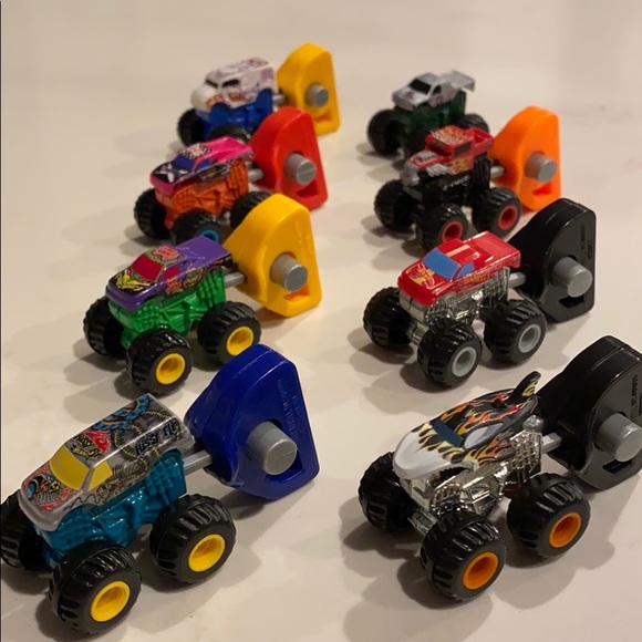 monster jam mystery trucks series 2
